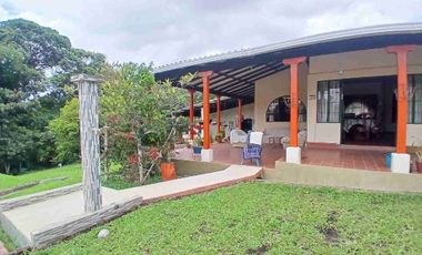 Área alquila y vende casa campestre en Parcelación Los Alpes Popayán