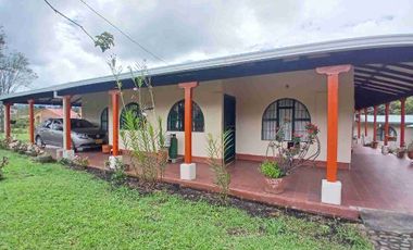 Área alquila y vende casa campestre en Parcelación Los Alpes Popayán