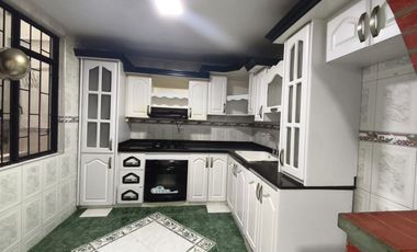 ARRIENDA CASA EN EL BOSQUE