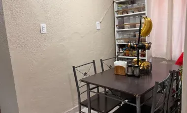 Casa Amplia C/4 Recámaras, 2 Estacionamientos en Renta en Viveros de La Loma