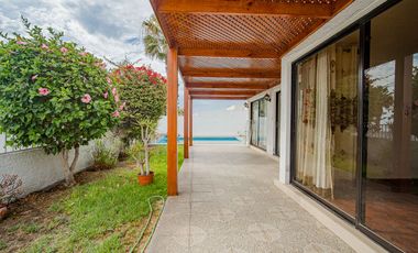 SE VENDE CASA EN PSJE. PLAYA ANCHA.