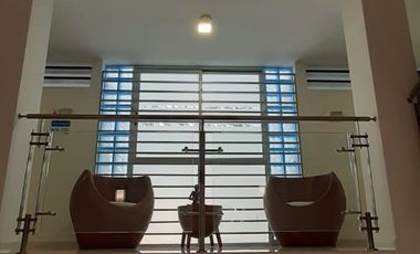 Exclusiva propiedad comercial en Santa Mónica