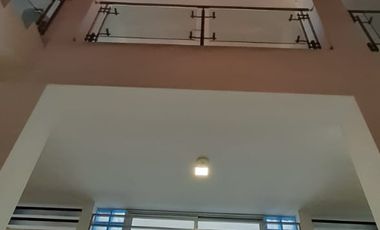 Exclusiva propiedad comercial en Santa Mónica