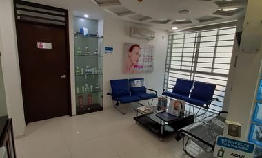 Exclusiva propiedad comercial en Santa Mónica