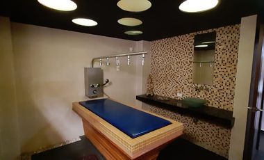 Exclusiva propiedad comercial en Santa Mónica