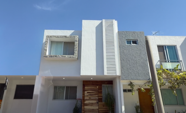 Casa en venta en Savia Orquidea, Villas de Zapopan