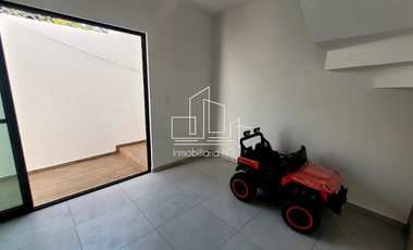 CASA CON ALBERCA EN MORELOS