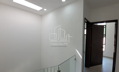 CASA CON ALBERCA EN MORELOS