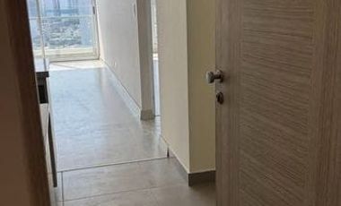 Venta de Departamento en Edificio MET – Santa Catalina, La Victoria