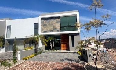 CASA  NUEVA EN RENTA EL OLIVAR JESUS DEL MONTE ALTOZANO MORELIA, MICH