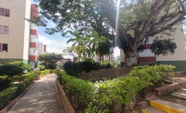 ARRENDAMOS APARTAMENTO AMPLIO FLORIDABLANCA SECTOR FOSCAL 4 ALCOBAS TERRAZA ZONA SOCIAL