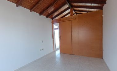 ARRENDAMOS APARTAMENTO AMPLIO FLORIDABLANCA SECTOR FOSCAL 4 ALCOBAS TERRAZA ZONA SOCIAL