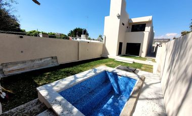 CASA CON ALBERCA EN MORELOS