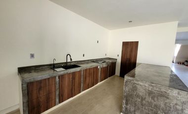 CASA CON ALBERCA EN MORELOS