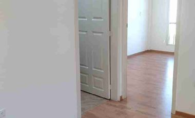 VENDO CASA DE DOS PLANTAS EN CONJUNTO HABITACIONAL DE CONOCOTO