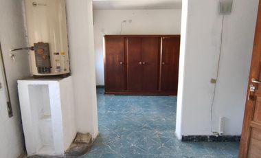 Alquilo casa en Barrio Echesortu