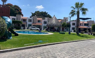 ¡Renta con opción a compra! Casa en Jiutepec Centro con Vigilancia 24/7 | Jardín Privado + Estudio 🏡🔐🌿