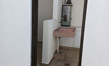 HERMOSA CASA CON CUATRO HABITACIONES EN LA FLORIDA