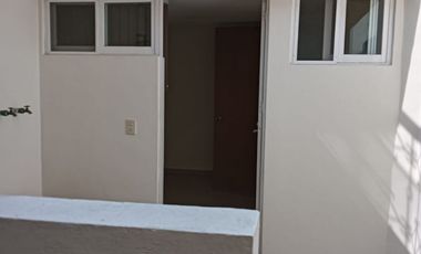 HERMOSA CASA CON CUATRO HABITACIONES EN LA FLORIDA