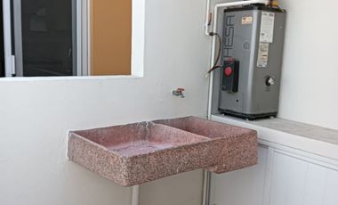 HERMOSA CASA CON CUATRO HABITACIONES EN LA FLORIDA