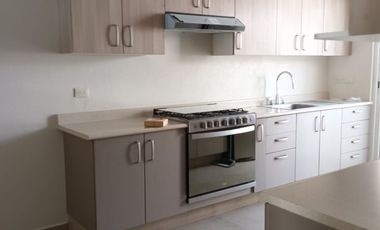 HERMOSA CASA CON CUATRO HABITACIONES EN LA FLORIDA