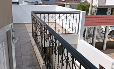 HERMOSA CASA CON CUATRO HABITACIONES EN LA FLORIDA