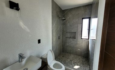 CASA CON ALBERCA EN MORELOS