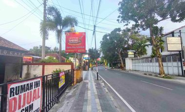 rumah strategis di BLORA