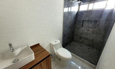 CASA CON ALBERCA EN MORELOS