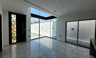 CASA CON ALBERCA EN MORELOS