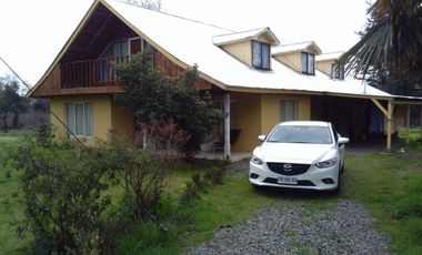 Casa en Venta, Terreno de 2300 m2, Camino a Termas de Chillán.