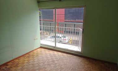 ​Arriendo en Limache!! Centro Condell, casi esquina Serrano. Casa en Arriendo en Limache  $700.000.- pleno centro, uso habitacional (conversable uso c