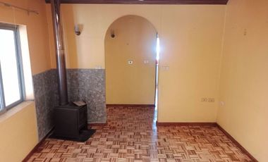 ​Arriendo en Limache!! Centro Condell, casi esquina Serrano. Casa en Arriendo en Limache  $700.000.- pleno centro, uso habitacional (conversable uso c