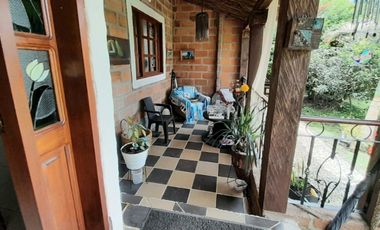 Venta De Finca con terreno Plano De 1.045 Mt2, construcción de 340 mt2, A 20 Minutos Del Aeropuerto, Rionegro, Antioquia