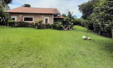 Venta De Finca con terreno Plano De 1.045 Mt2, construcción de 340 mt2, A 20 Minutos Del Aeropuerto, Rionegro, Antioquia