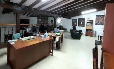 Venta De Finca con terreno Plano De 1.045 Mt2, construcción de 340 mt2, A 20 Minutos Del Aeropuerto, Rionegro, Antioquia