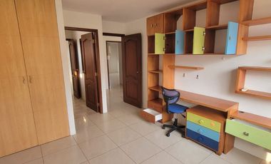 🏡 Casa en Venta Full Amoblada en Ciudad Celeste –  Vía Samborondón