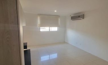 🏡 Casa en Venta Full Amoblada en Ciudad Celeste –  Vía Samborondón