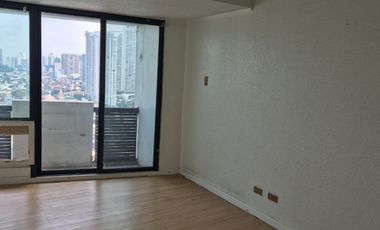 Spacious Condo for Rent in Makati Poblacion Rockwell Jupiter