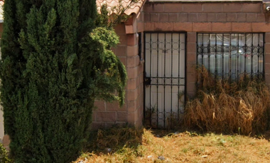 CASA DE UN NIVEL EN VENTA EN ALMOYADA DE JUÁREZ, EDO MÉX. REMATE BANCARIO BARATA Y EN EXCELENTE UBICACIÓN.