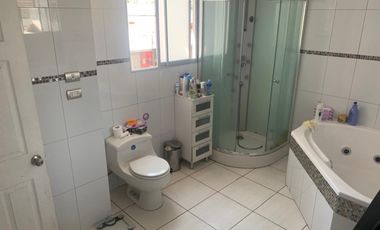 Casa 3 Dorm 2 Baños Estacionamientos ,Macul