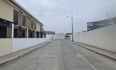 Locales Comerciales en Venta en Bujío Histórico – Nuevo Samborondón