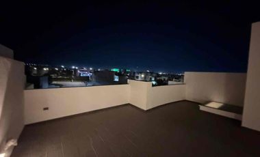 Casa en Venta ( nueva)  privada Cennet