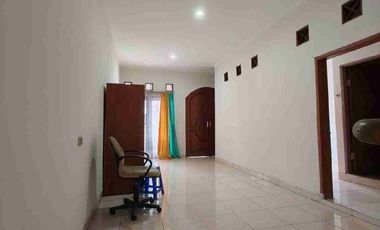 Rumah 2 Lantai di Rawa Belong Kebon Jeruk Binus Palmerah Jakarta Barat