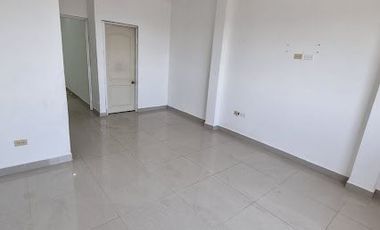 Casa en Alquiler en Urbanor, 2 Hab, 2 Baños, Parqueo, Norte de Guayaquil.