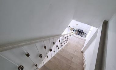 Casa en Alquiler en Urbanor, 2 Hab, 2 Baños, Parqueo, Norte de Guayaquil.