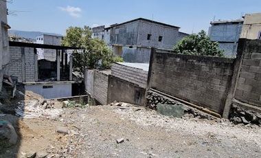 Casa en Alquiler en Urbanor, 2 Hab, 2 Baños, Parqueo, Norte de Guayaquil.