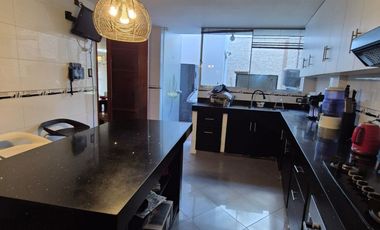 Casa en Alquiler en Higuereta, Surco – Ideal Oficina o Empresa – US$ 3,500 4 estacionamientos