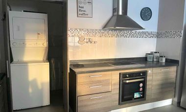 En Manta se Alquila Departamento Amoblado de 2 Dormitorios. Sector Uñima-Urbanización Pedro Balda