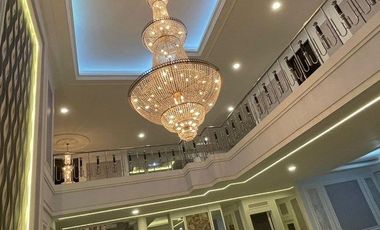 Rumah Mewah Eksklusif Konsep Classic Dijual, di Denpasar Utara Area